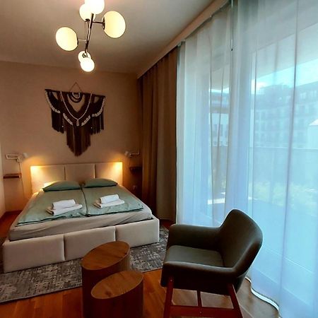 Kropla Rosy 2 Apartman Wrocław Kültér fotó